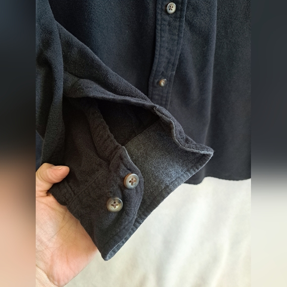 Men's St John's Bay Black Button Shirt - Picture 3 of 9